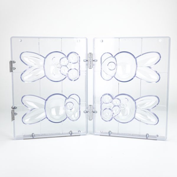 678630cae39ee1b339174c24 Minou